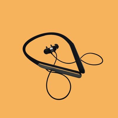 Беспроводные слуховые аппараты OTC Bluetooth 2 часа зарядка на шее